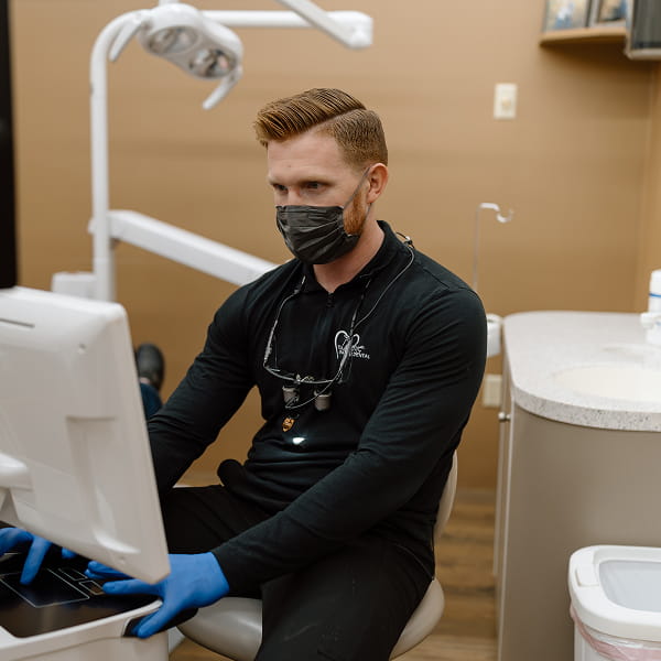 Local Luverne dentist is smilng